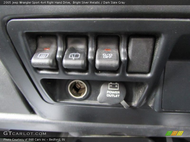 Bright Silver Metallic / Dark Slate Gray 2005 Jeep Wrangler Sport 4x4 Right Hand Drive