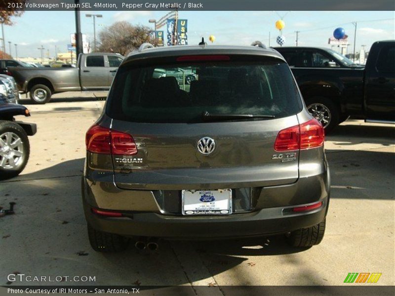 Pepper Gray Metallic / Black 2012 Volkswagen Tiguan SEL 4Motion
