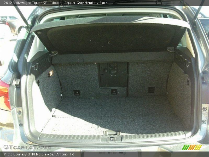 Pepper Gray Metallic / Black 2012 Volkswagen Tiguan SEL 4Motion