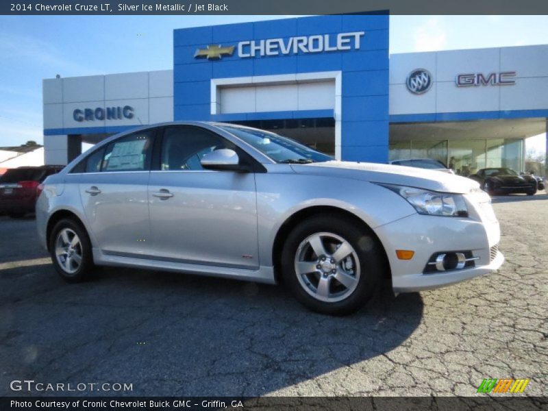 Silver Ice Metallic / Jet Black 2014 Chevrolet Cruze LT