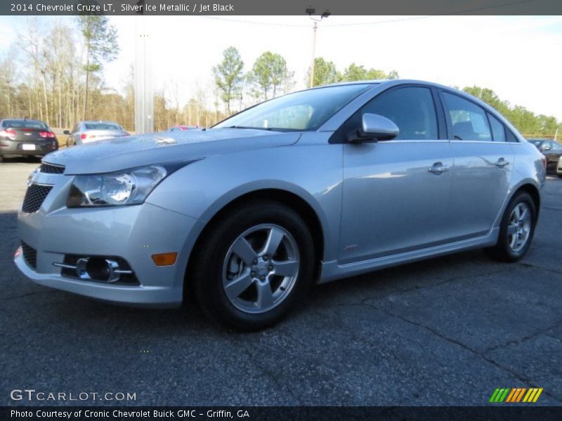 Silver Ice Metallic / Jet Black 2014 Chevrolet Cruze LT