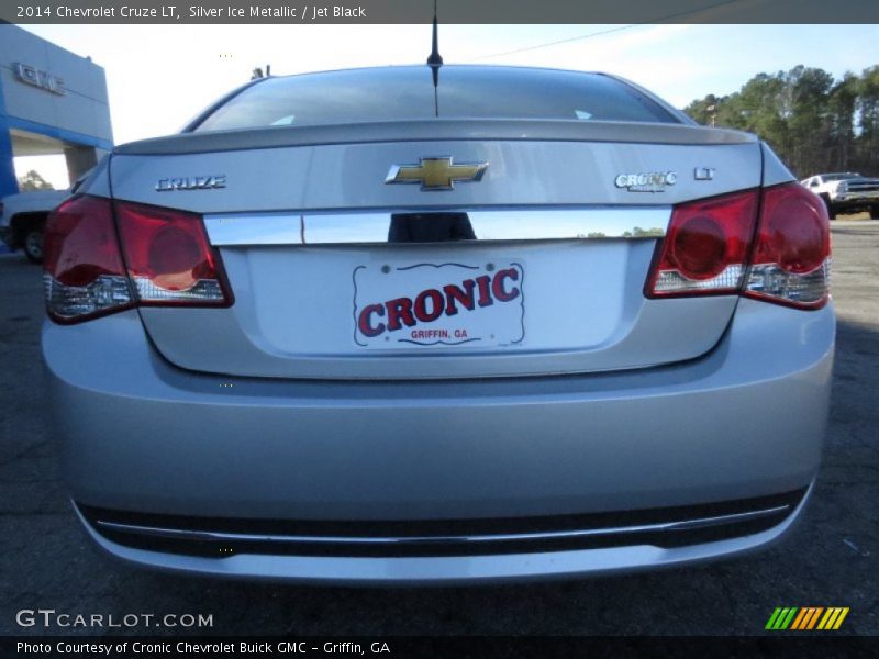 Silver Ice Metallic / Jet Black 2014 Chevrolet Cruze LT