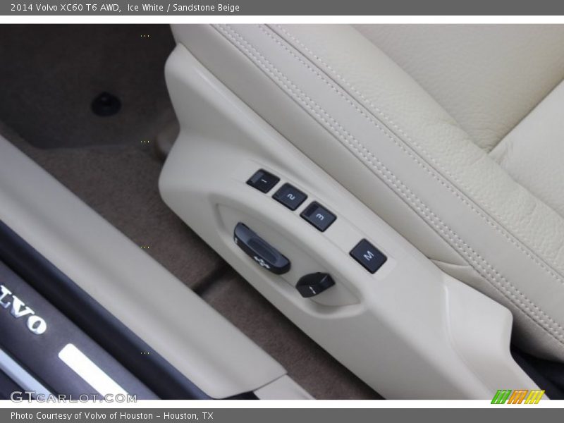 Ice White / Sandstone Beige 2014 Volvo XC60 T6 AWD