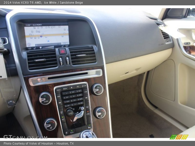 Ice White / Sandstone Beige 2014 Volvo XC60 T6 AWD