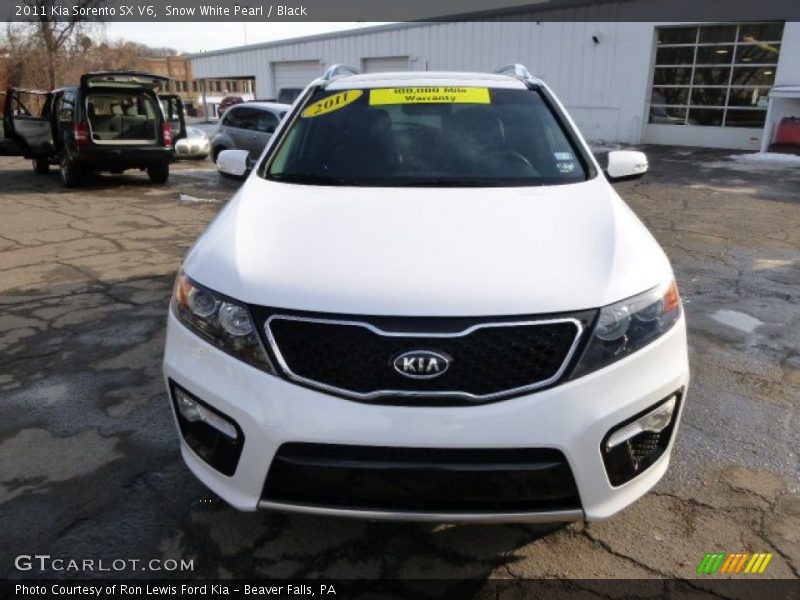 Snow White Pearl / Black 2011 Kia Sorento SX V6