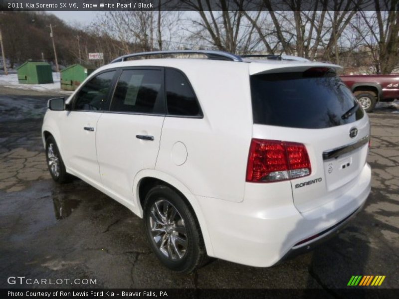 Snow White Pearl / Black 2011 Kia Sorento SX V6