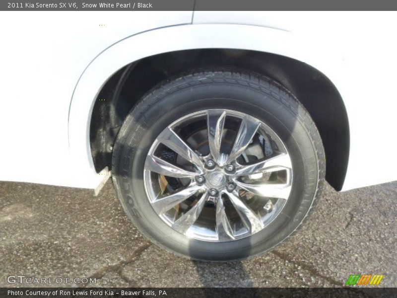 Snow White Pearl / Black 2011 Kia Sorento SX V6