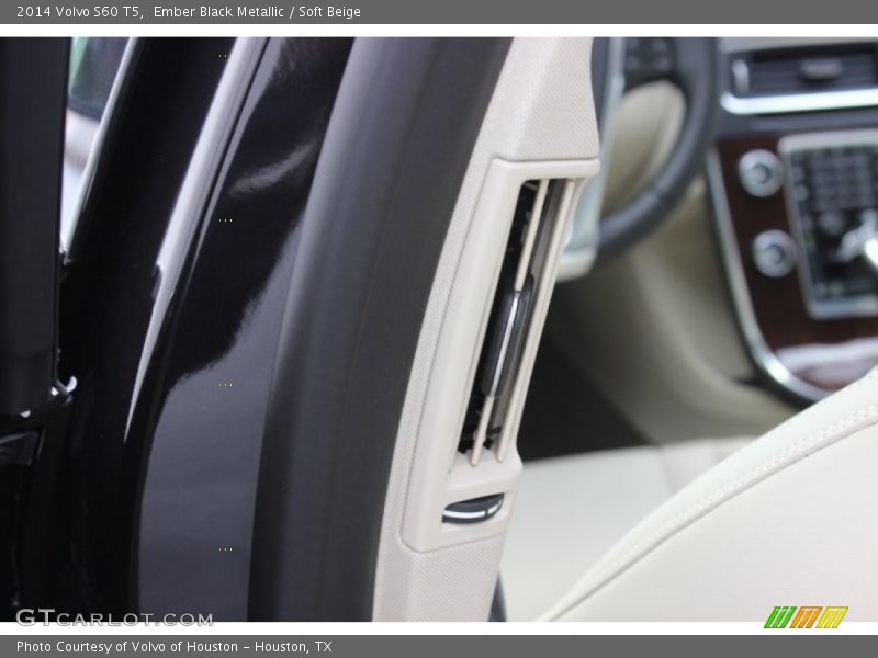 Ember Black Metallic / Soft Beige 2014 Volvo S60 T5