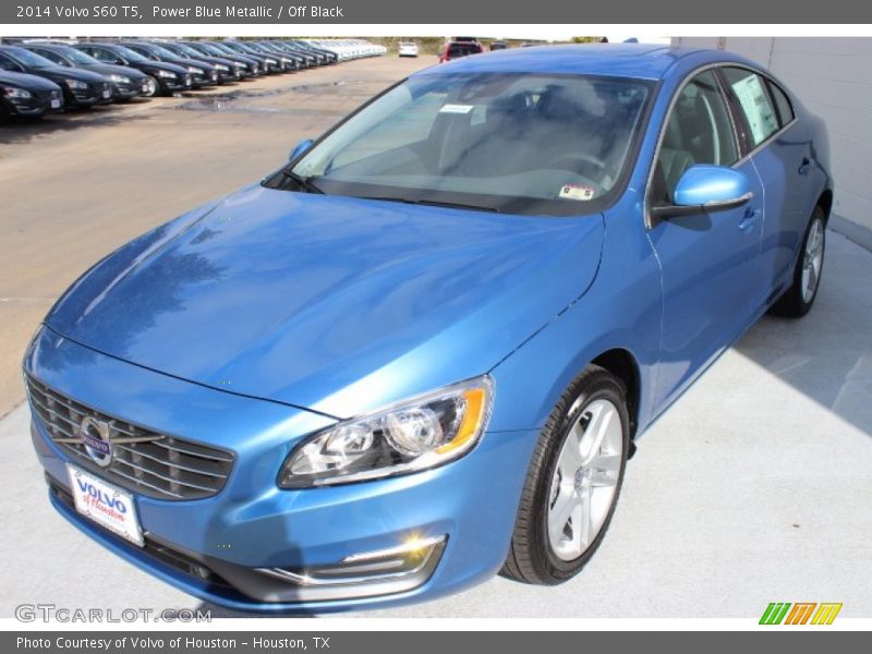 Power Blue Metallic / Off Black 2014 Volvo S60 T5