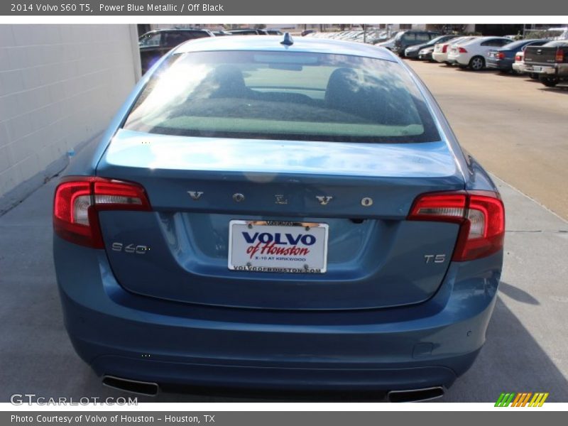 Power Blue Metallic / Off Black 2014 Volvo S60 T5