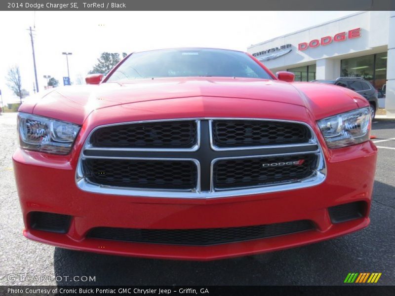 TorRed / Black 2014 Dodge Charger SE