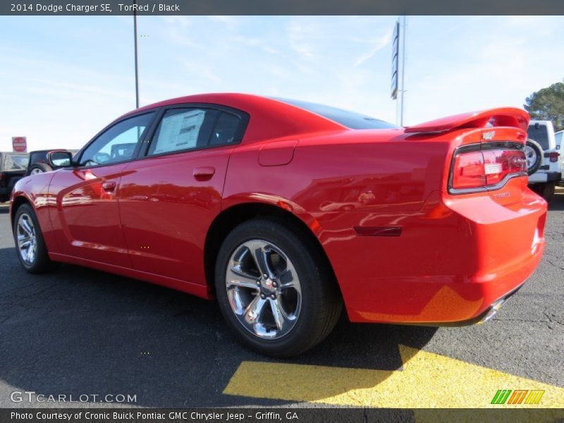 TorRed / Black 2014 Dodge Charger SE