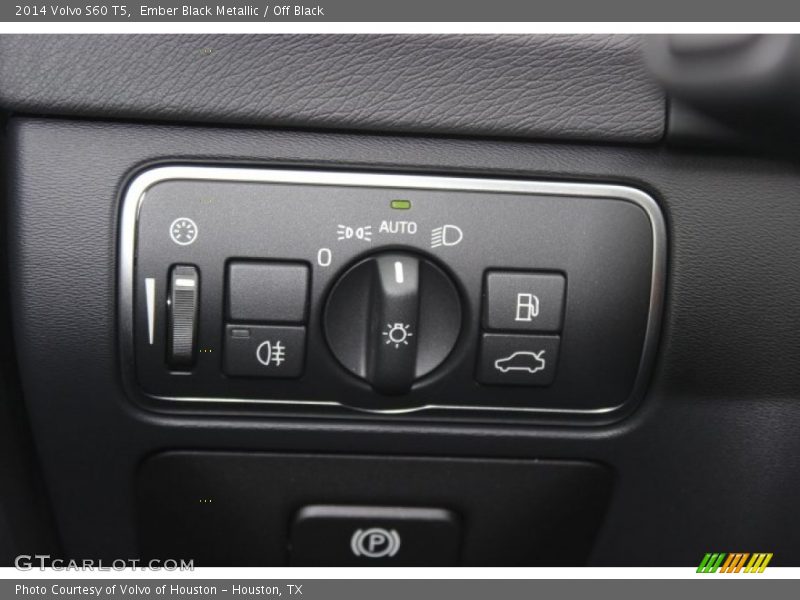 Ember Black Metallic / Off Black 2014 Volvo S60 T5