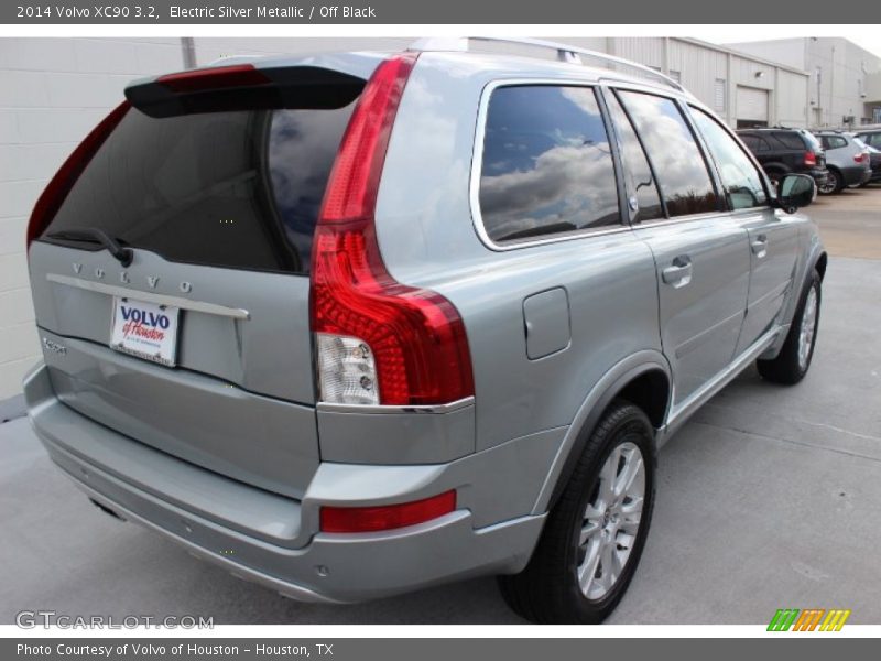 Electric Silver Metallic / Off Black 2014 Volvo XC90 3.2