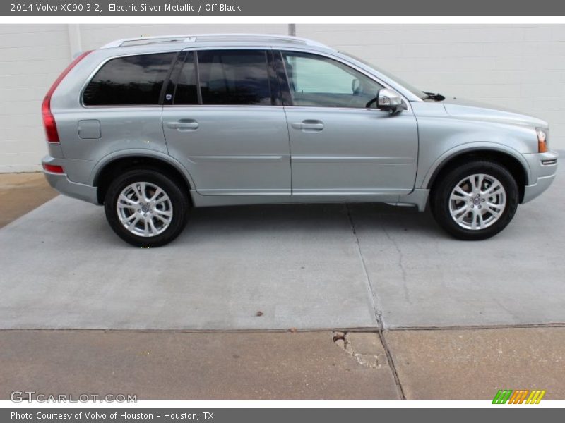 Electric Silver Metallic / Off Black 2014 Volvo XC90 3.2