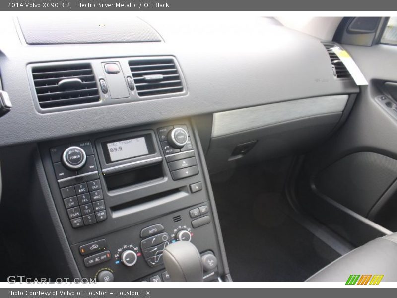 Electric Silver Metallic / Off Black 2014 Volvo XC90 3.2