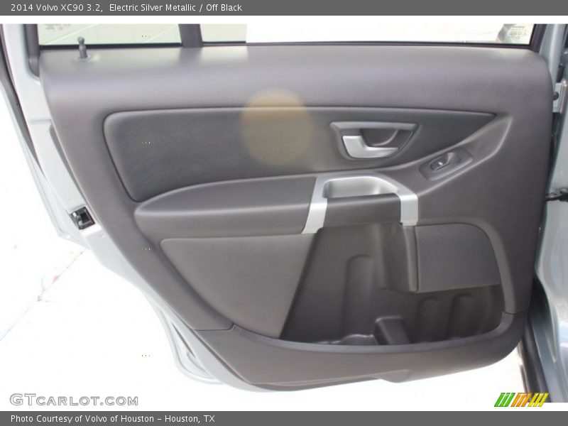 Electric Silver Metallic / Off Black 2014 Volvo XC90 3.2