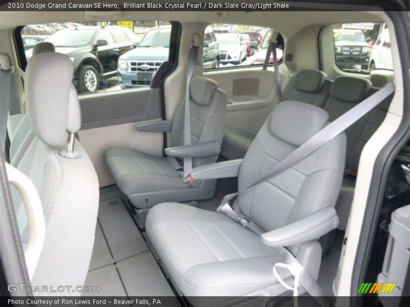 Brilliant Black Crystal Pearl / Dark Slate Gray/Light Shale 2010 Dodge Grand Caravan SE Hero