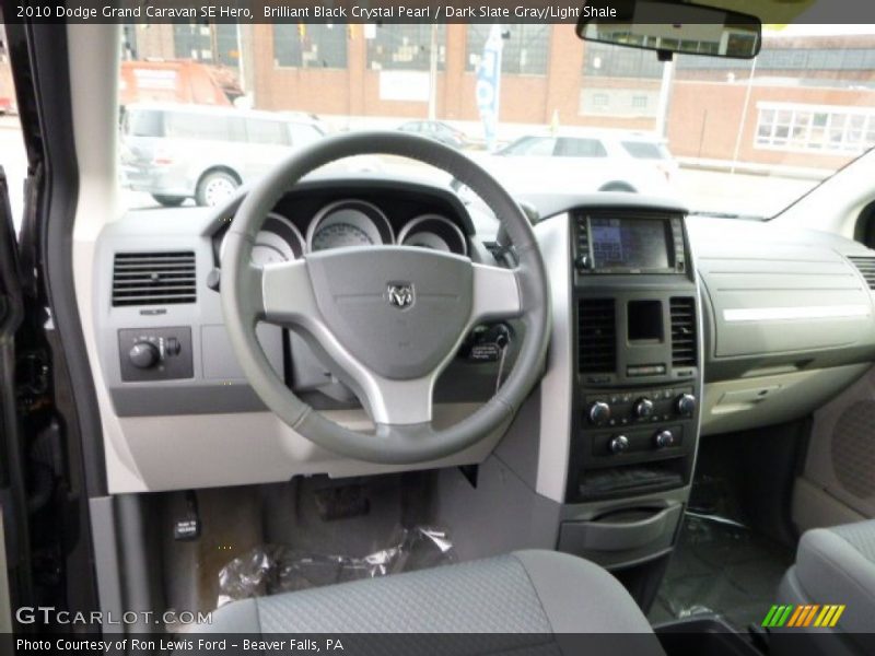 Brilliant Black Crystal Pearl / Dark Slate Gray/Light Shale 2010 Dodge Grand Caravan SE Hero
