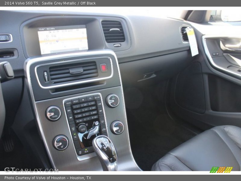 Saville Grey Metallic / Off Black 2014 Volvo S60 T5