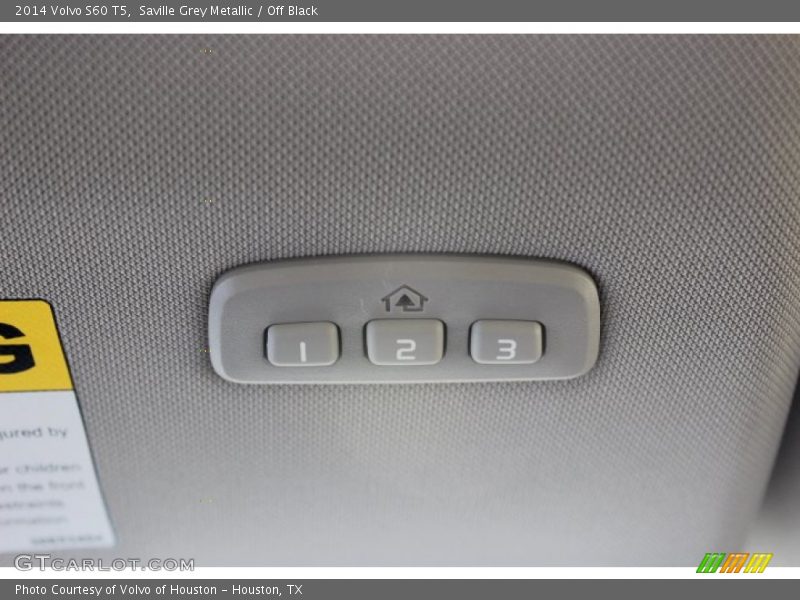Saville Grey Metallic / Off Black 2014 Volvo S60 T5