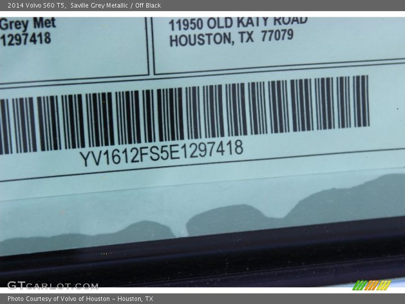 Saville Grey Metallic / Off Black 2014 Volvo S60 T5