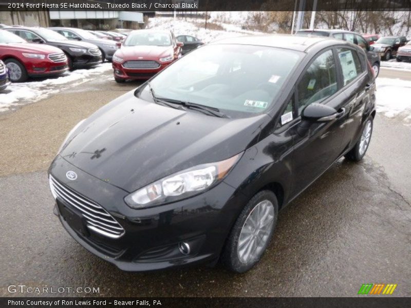 Tuxedo Black / Charcoal Black 2014 Ford Fiesta SE Hatchback