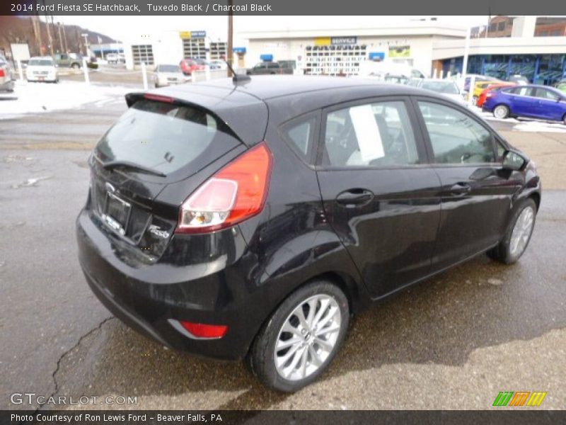 Tuxedo Black / Charcoal Black 2014 Ford Fiesta SE Hatchback