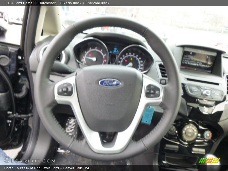 Tuxedo Black / Charcoal Black 2014 Ford Fiesta SE Hatchback