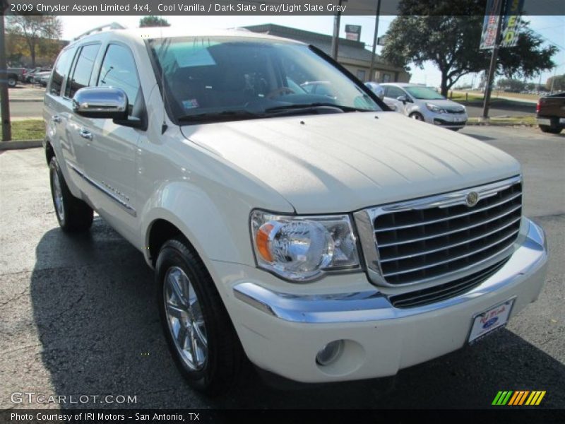 Cool Vanilla / Dark Slate Gray/Light Slate Gray 2009 Chrysler Aspen Limited 4x4