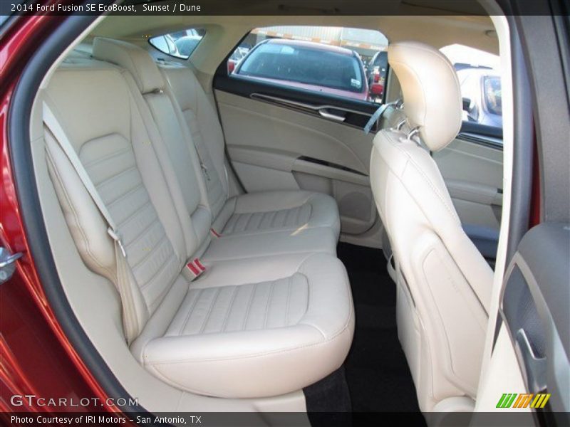 Sunset / Dune 2014 Ford Fusion SE EcoBoost