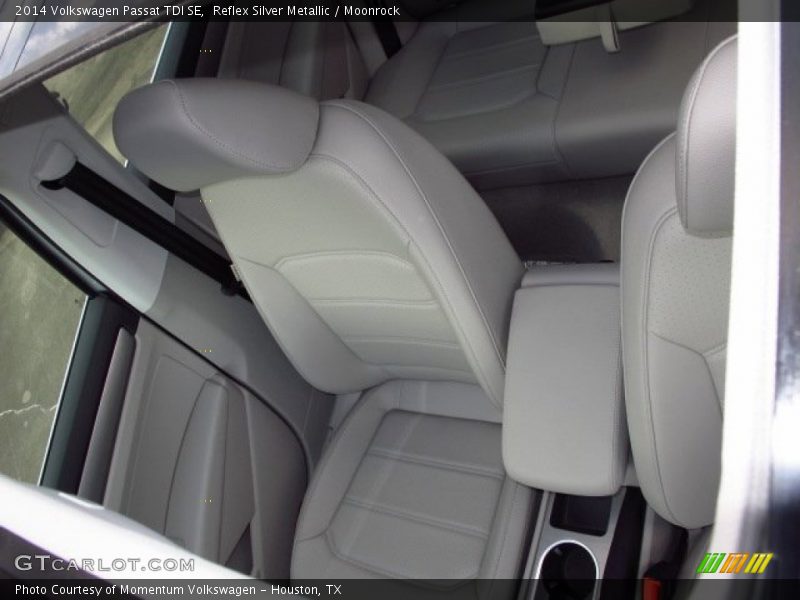 Reflex Silver Metallic / Moonrock 2014 Volkswagen Passat TDI SE