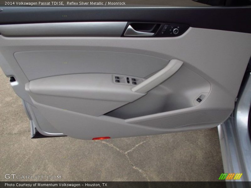 Reflex Silver Metallic / Moonrock 2014 Volkswagen Passat TDI SE