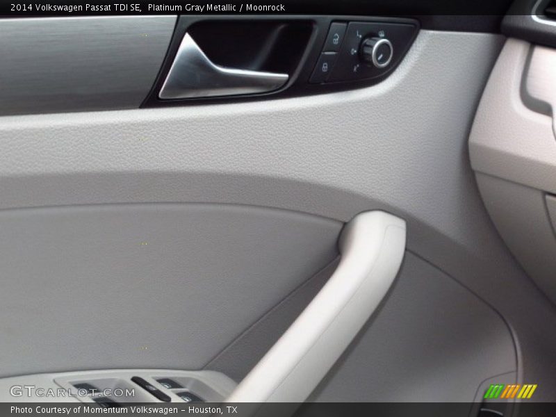 Platinum Gray Metallic / Moonrock 2014 Volkswagen Passat TDI SE