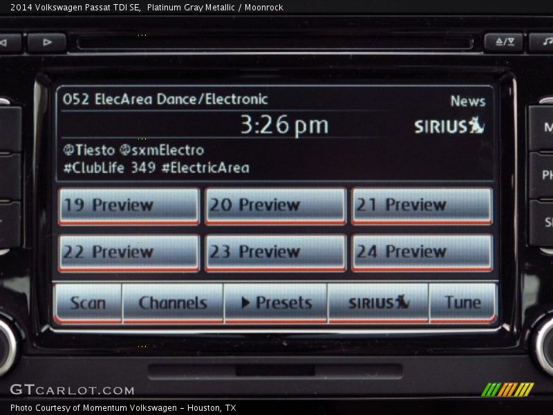 Platinum Gray Metallic / Moonrock 2014 Volkswagen Passat TDI SE