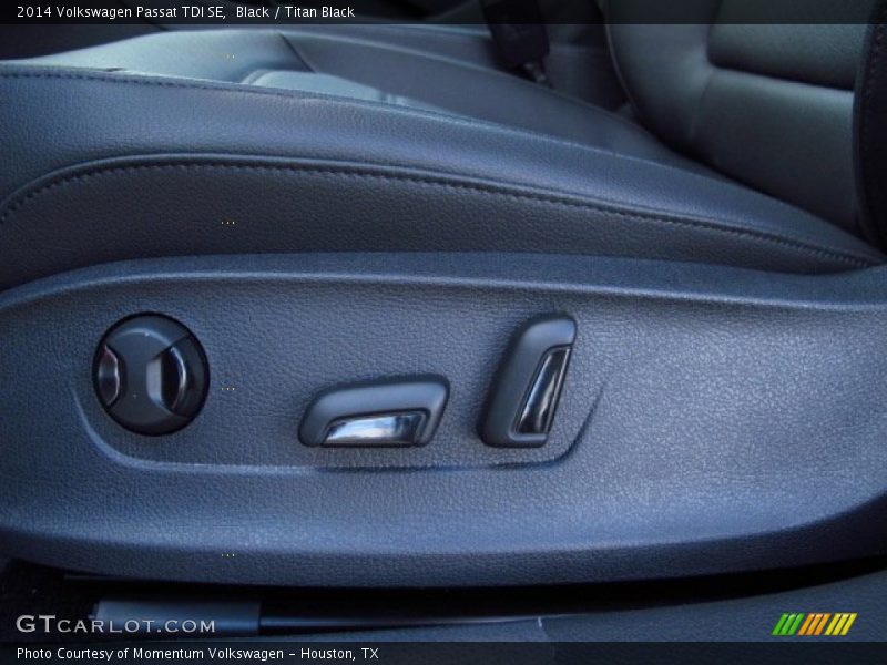 Black / Titan Black 2014 Volkswagen Passat TDI SE