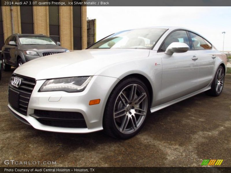 Front 3/4 View of 2014 A7 3.0T quattro Prestige