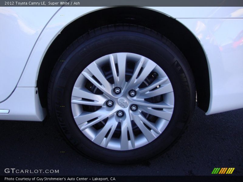 Super White / Ash 2012 Toyota Camry LE