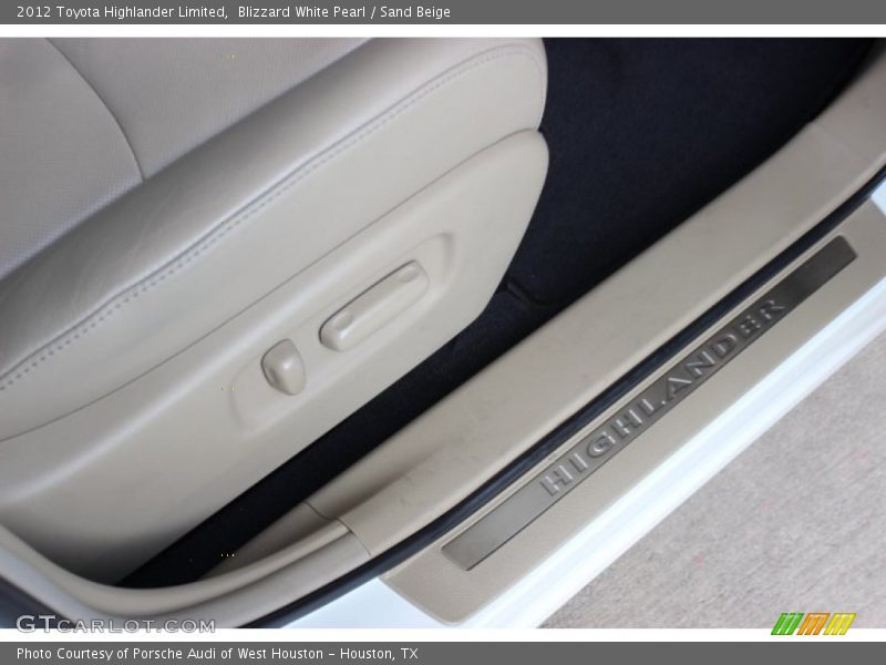 Blizzard White Pearl / Sand Beige 2012 Toyota Highlander Limited