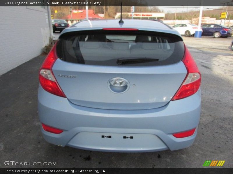 Clearwater Blue / Gray 2014 Hyundai Accent SE 5 Door