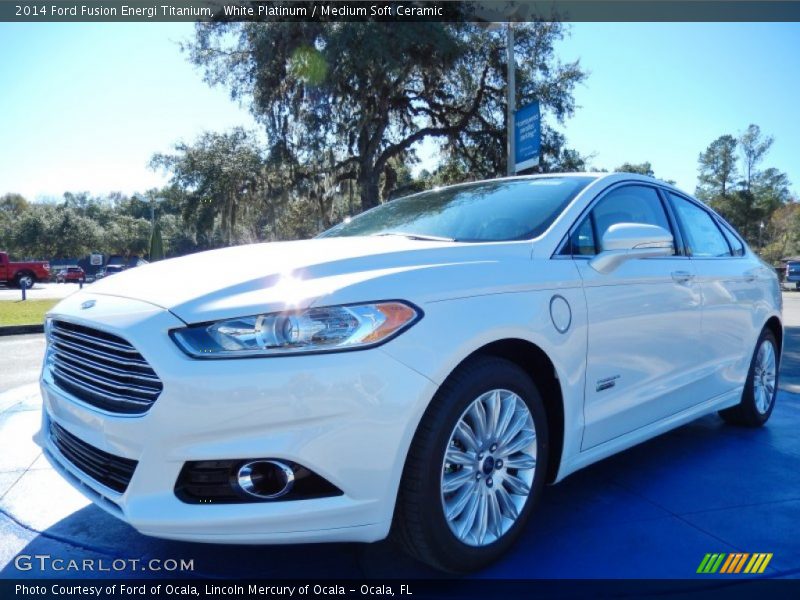 Front 3/4 View of 2014 Fusion Energi Titanium