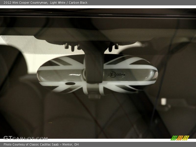 Light White / Carbon Black 2012 Mini Cooper Countryman