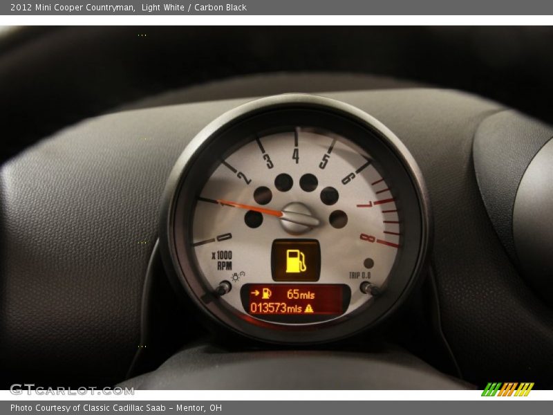 Light White / Carbon Black 2012 Mini Cooper Countryman