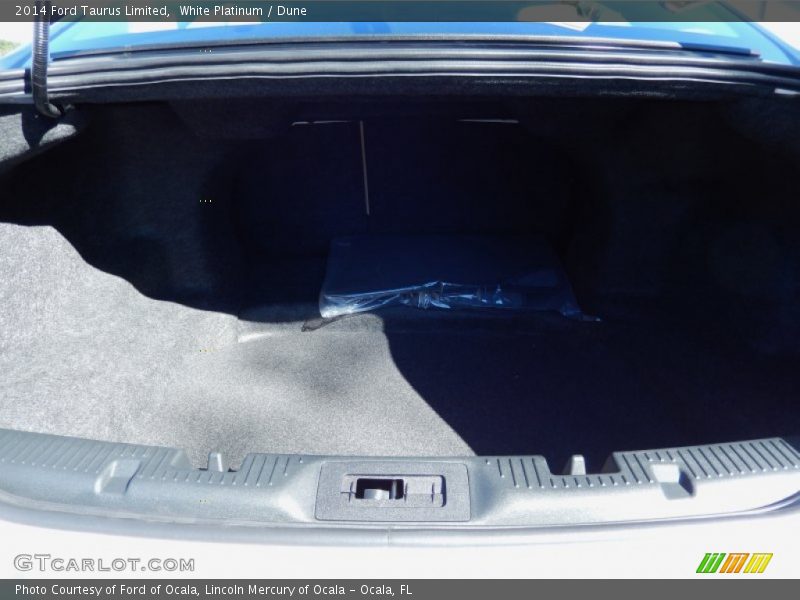 White Platinum / Dune 2014 Ford Taurus Limited