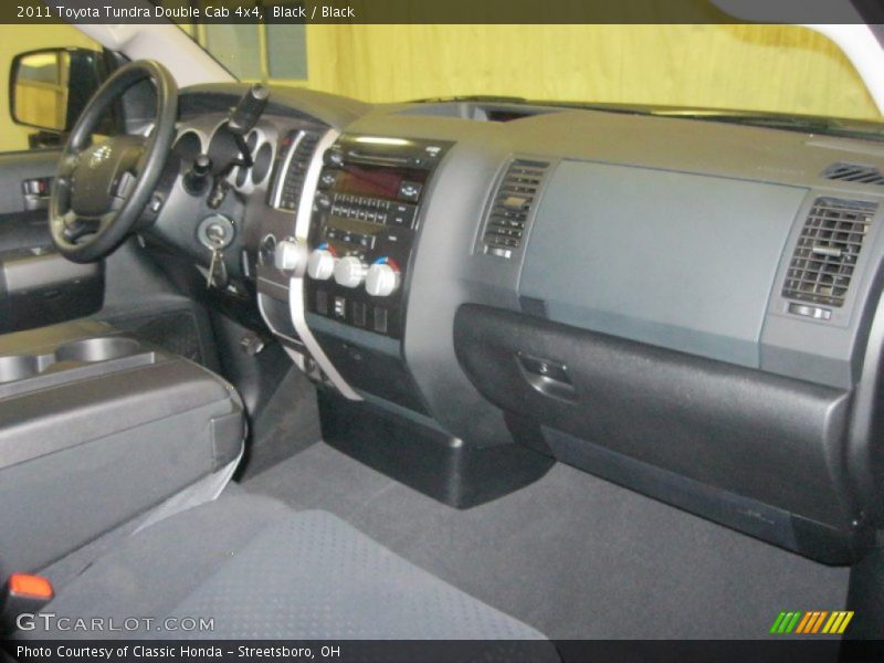 Black / Black 2011 Toyota Tundra Double Cab 4x4