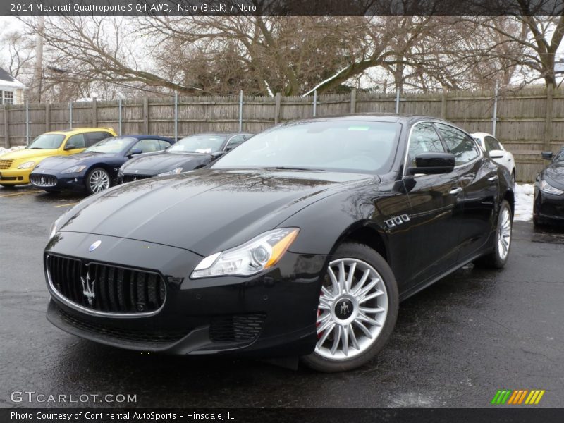 Front 3/4 View of 2014 Quattroporte S Q4 AWD
