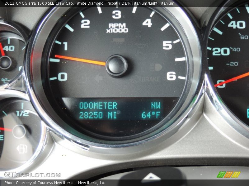 White Diamond Tricoat / Dark Titanium/Light Titanium 2012 GMC Sierra 1500 SLE Crew Cab