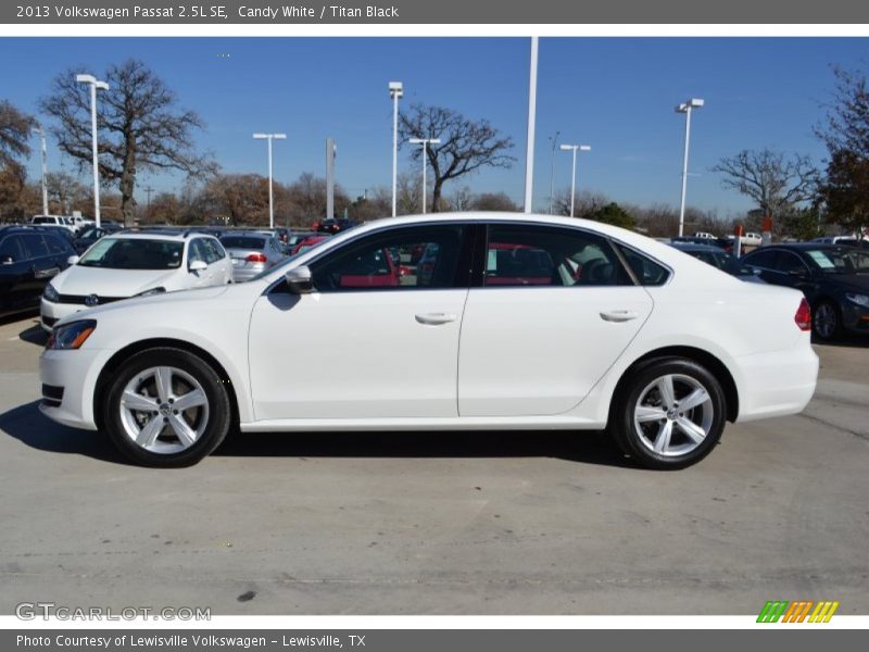 Candy White / Titan Black 2013 Volkswagen Passat 2.5L SE