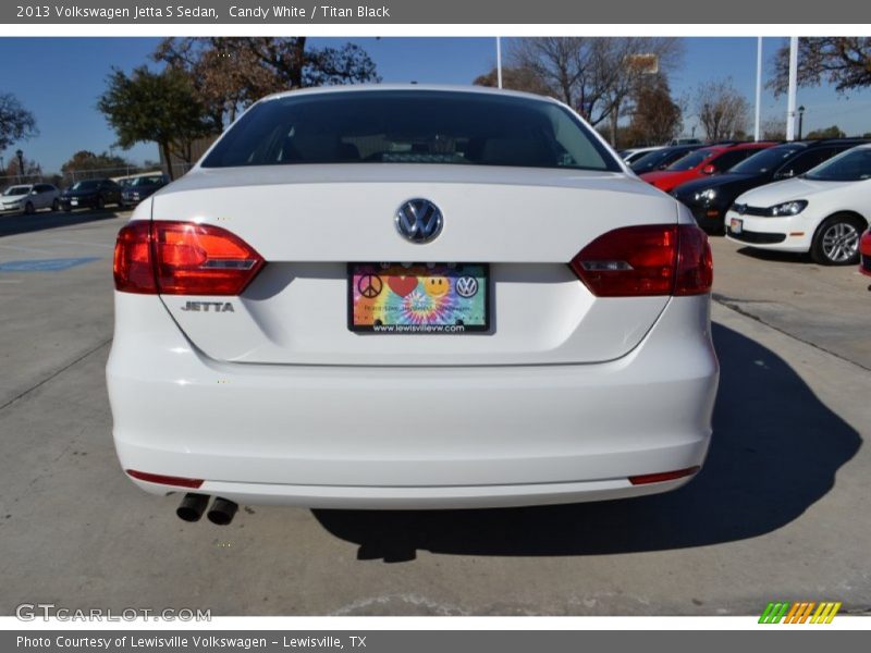 Candy White / Titan Black 2013 Volkswagen Jetta S Sedan