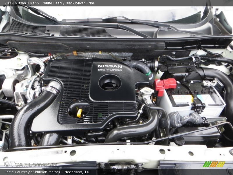 White Pearl / Black/Silver Trim 2012 Nissan Juke SV